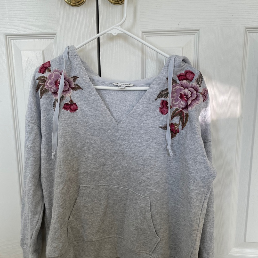 floral sweatshirt/sweater